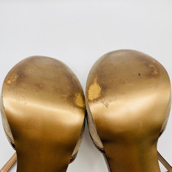 Tahari Angela Tan Suede T-Strap Heel Size 10 - Picture 9 of 11
